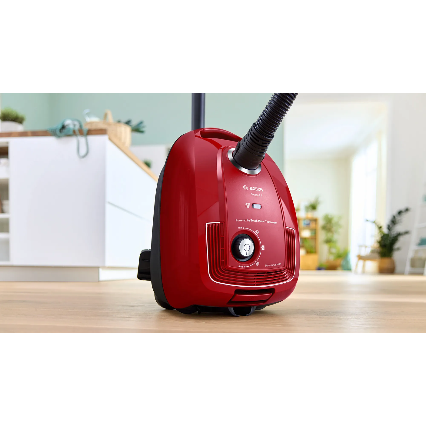 Serie 4 Aspirador con bolsa Rojo BOSCH 4