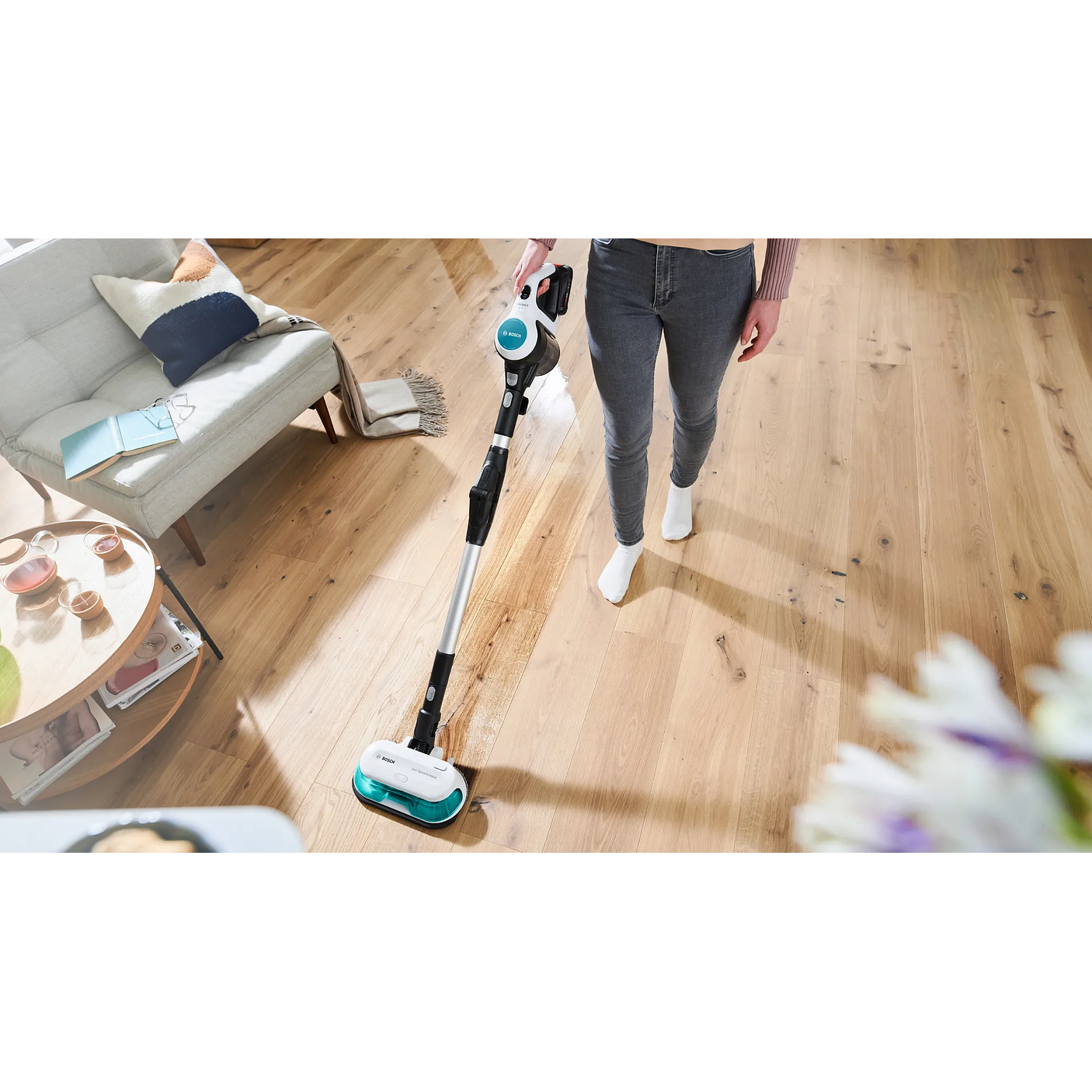 2 en 1: aspiradora y mopa recargable Unlimited 7 ProHygienic Aqua Blanco BOSCH 12