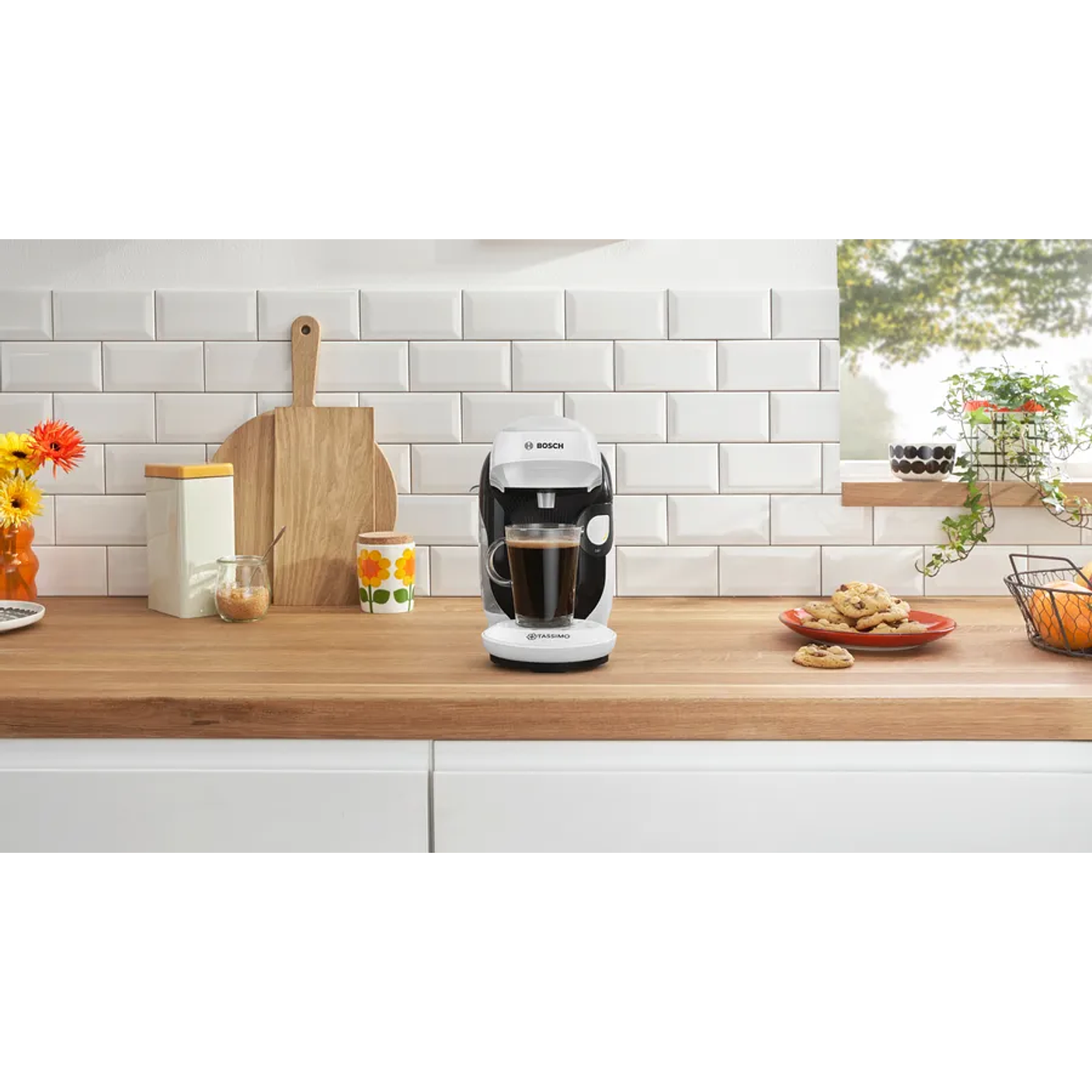 Cafetera multibebida TASSIMO STYLE friendly Blanco 12