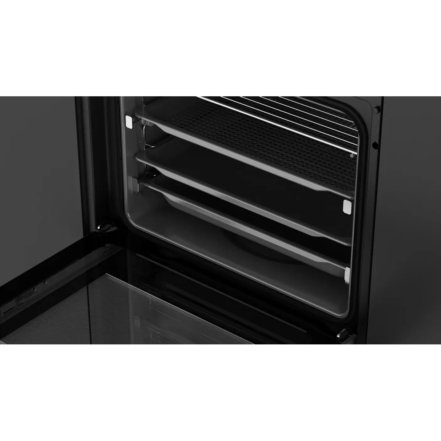 Horno pirolítico inteligente AirFry con 12 funciones de cocinado y 20 recetas - TEKA  7