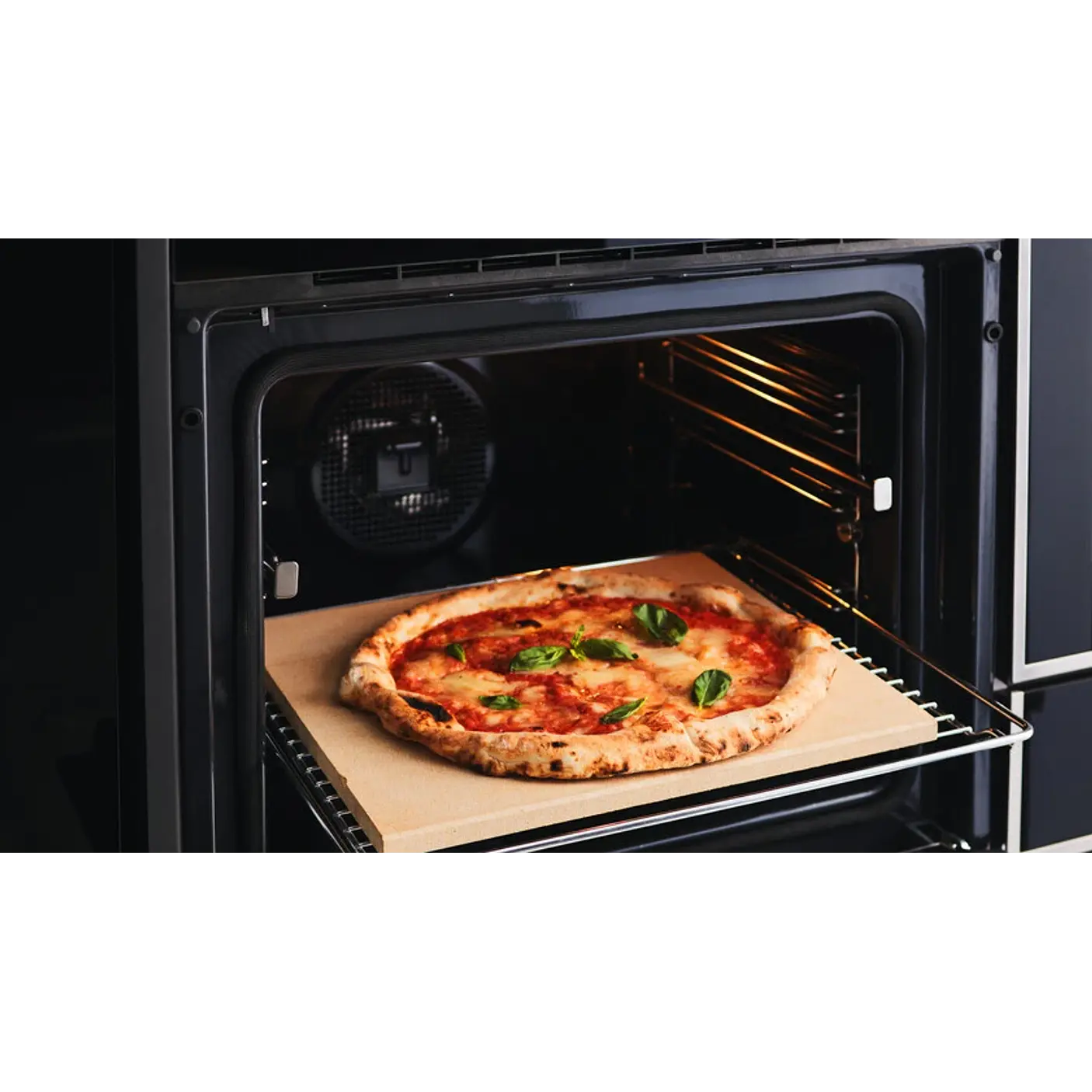 Horno pirolítico con función especial para pizza 340ºC y piedra cerámica - TEKA  9
