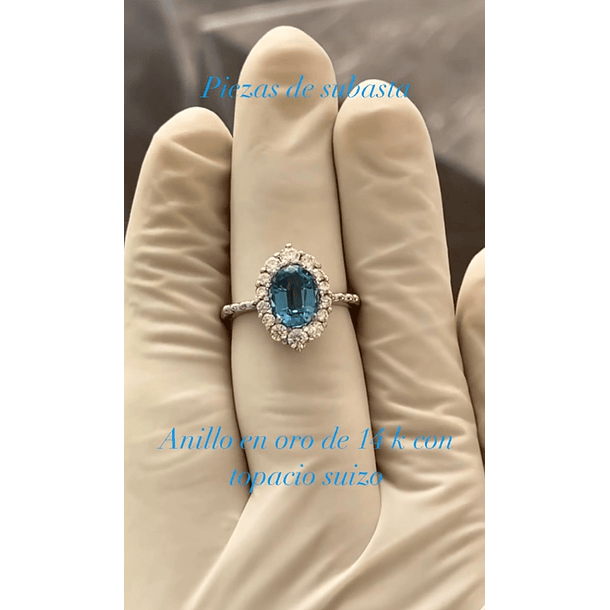 Anillo en oro blanco de 14k con Topacio Suizo c/oval  
