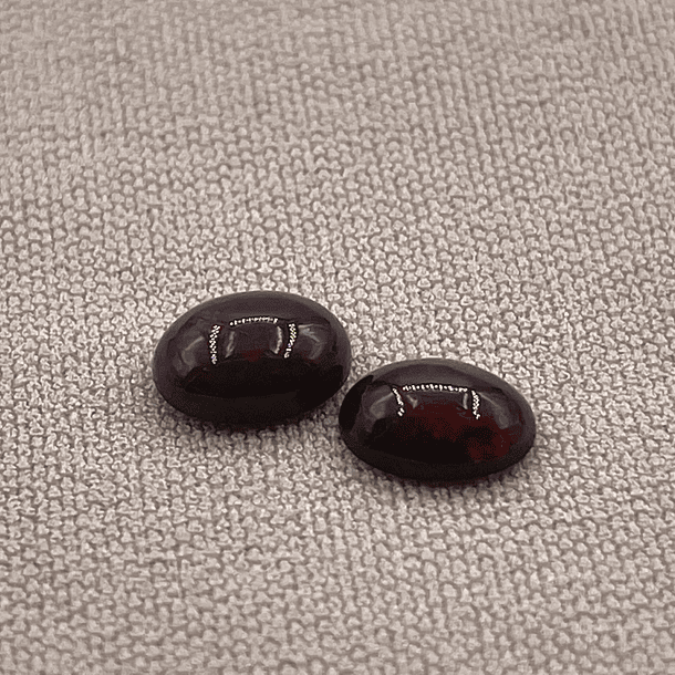 Par de Ópalo negro-1.65ct-9x7.1mm 