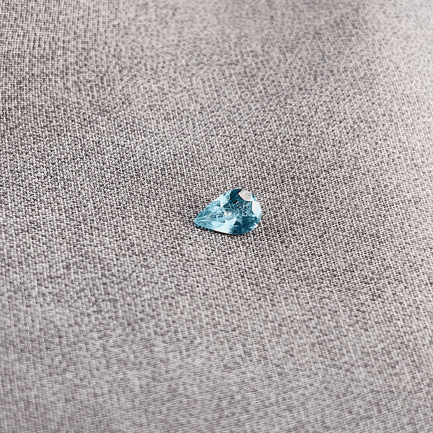 Par de Apatito paraíba-0.40ct-5.9x4.1mm 