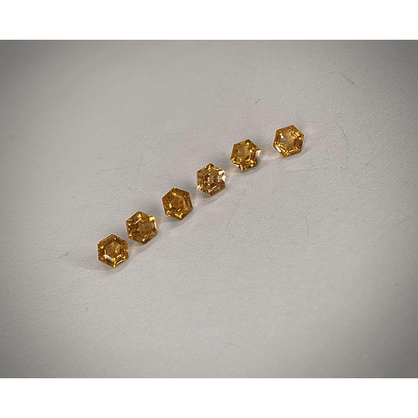  Lote de 6 citrinos corte hexágono de 4mm- AAA  