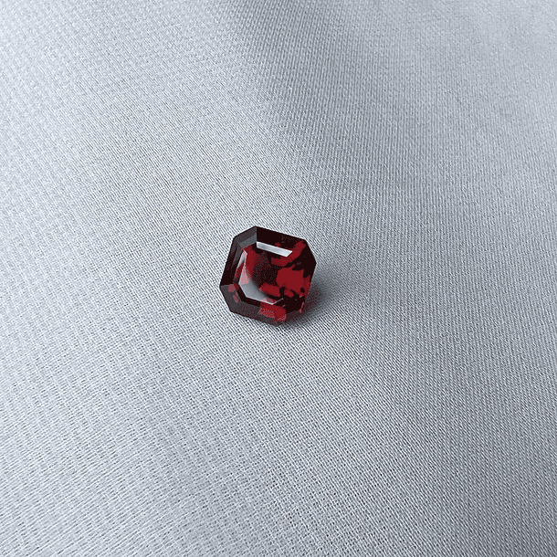 Granate Rojo-8x8mm-3.25ct-8x8mm 