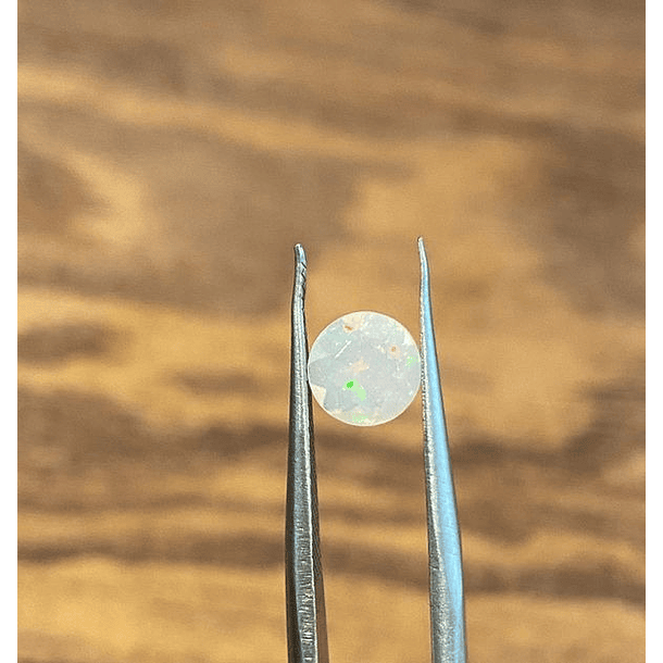 Ópalo etíope-0.45ct-6mm 