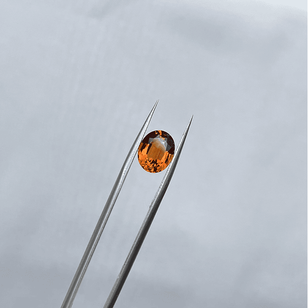 Citrino-2.45ct-9.8x7.8mm 