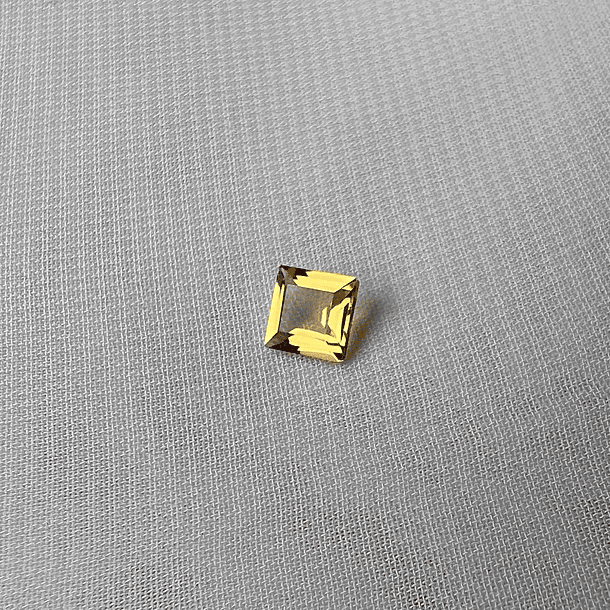 Par de Citrinos-0.65ct-4.9x4.9mm 