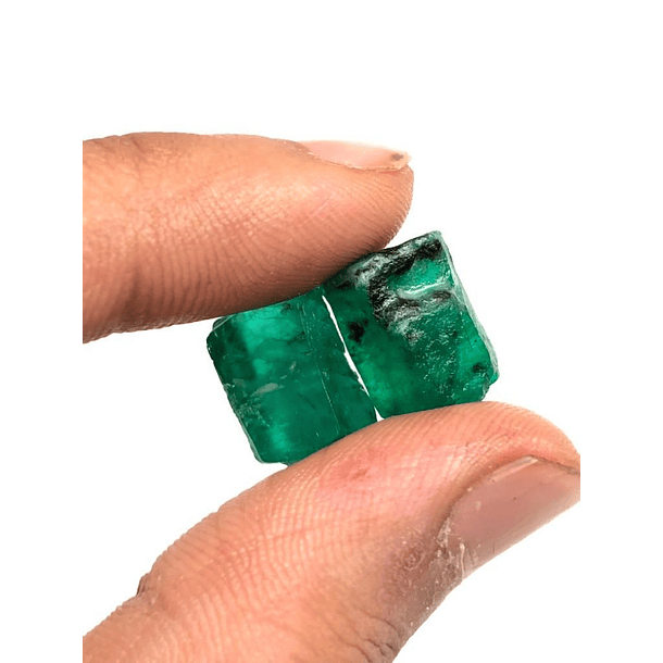 Par de esmeralda en bruto  