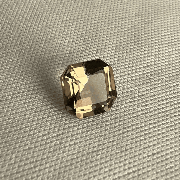 Cuarzo Ahumado-1.45ct-7x7mm 
