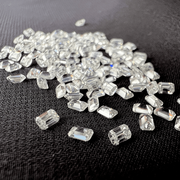 Lote De Moissanita-0.05ct-3x2mm 