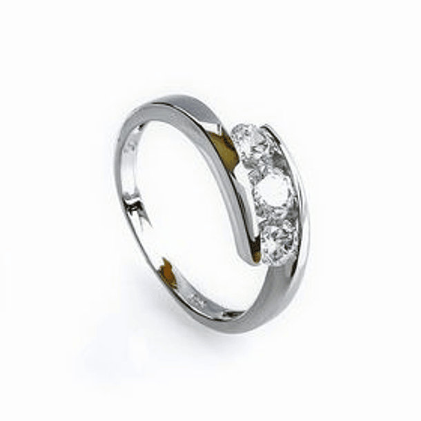 Anillo en oro blanco de 14k con 2 Tanzanitas en corte trillón de 4x4mm y una mas de 3x3mm 