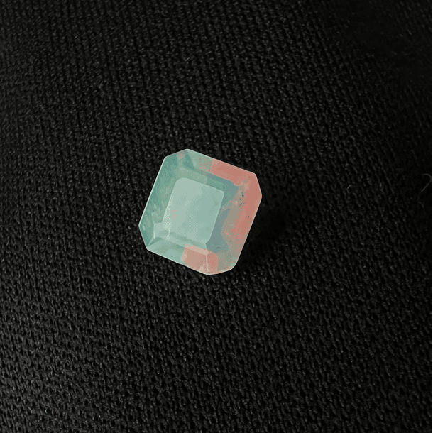 Ópalo Etíope-1.00ct-8x7.9mm 