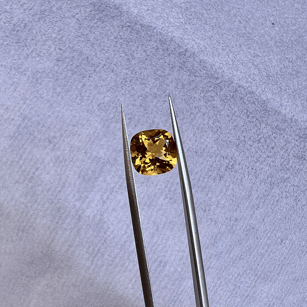 Citrino-2.15ct-8.2x8.2mm 