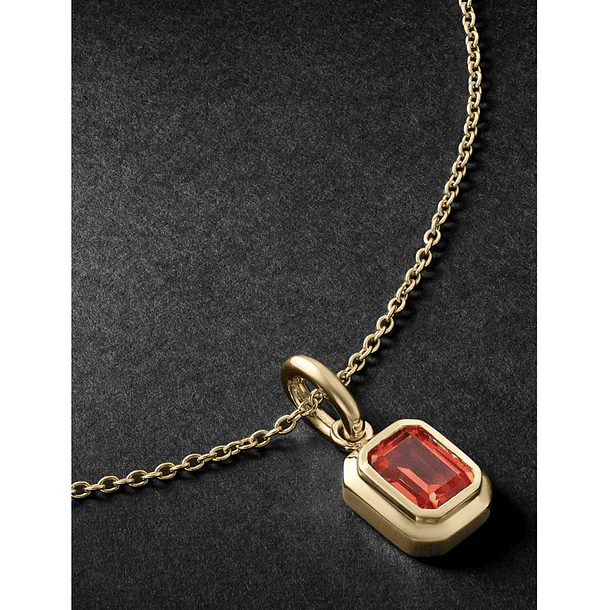 Anillo talla 7 de rubí corte oval 9.9x8x5.9mm en oro amarillo de 18k 