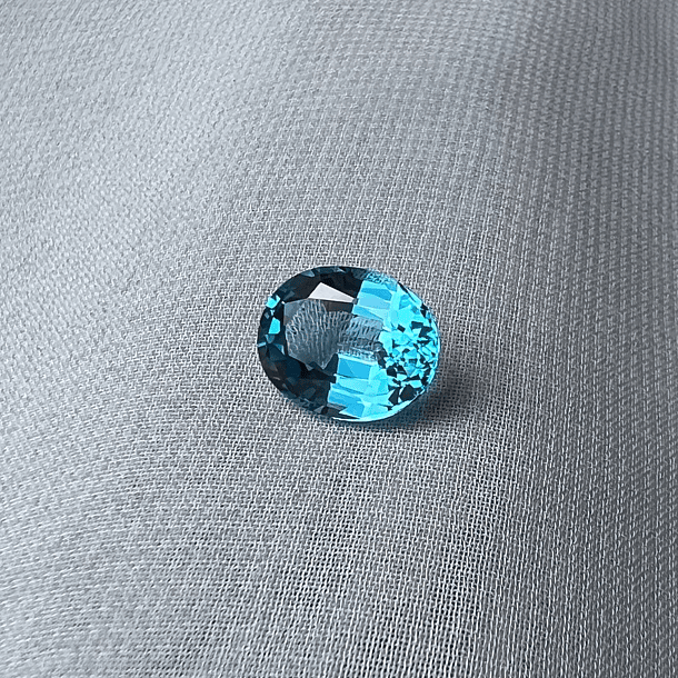 Topacio Suizo-3.30ct-9.8x7.8mm 