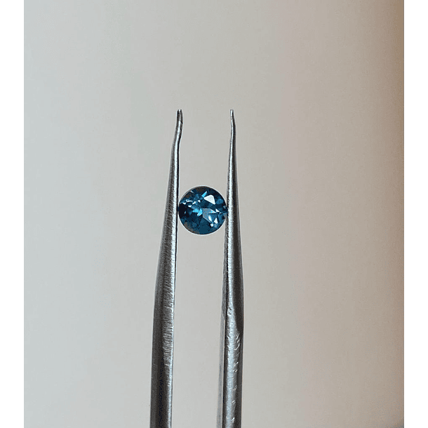 Topacio London Blue-0.30ct-4mm 