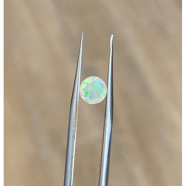 Ópalo, C/redondo- 5.9x5.9mm-0.30ct- Calidad Alta 