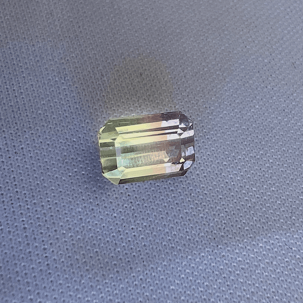 Turmalina Sandía-2.76ct-9.51x6.61x5.14mm 