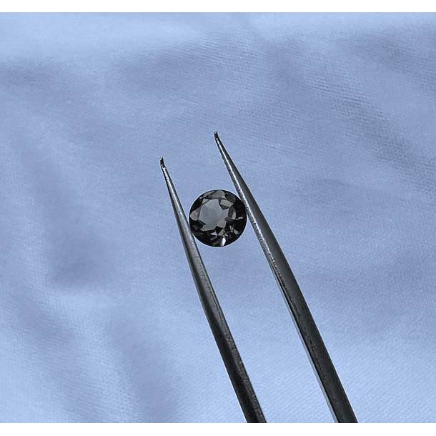 Cuarzo Ahumado-1.55ct-7.9mm 