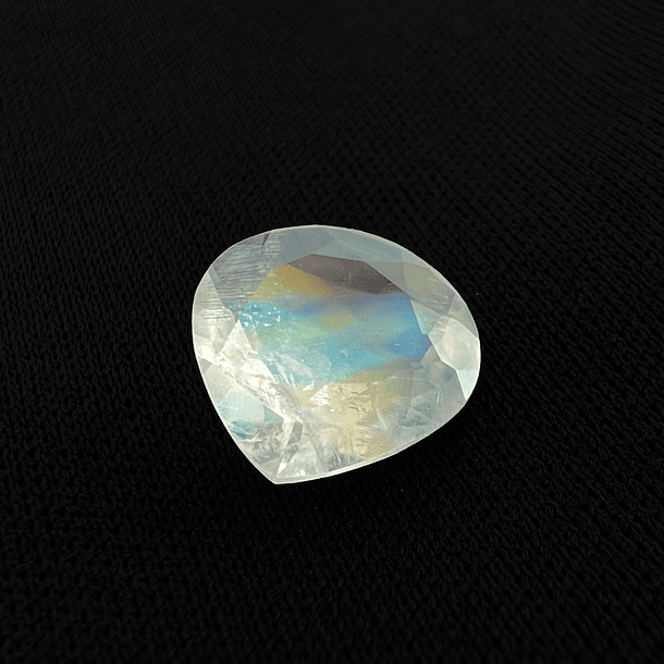 Piedra Luna-3.15ct-11x10.9mm 