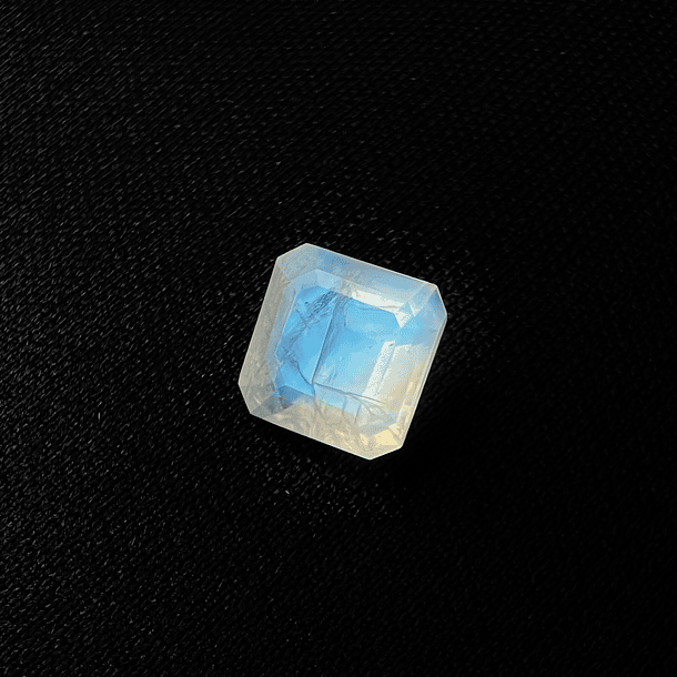 Piedra Luna-c/asscher-1.45ct-6.9x6.7mm 