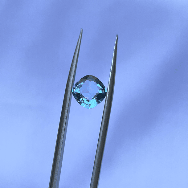 Topacio Suizo-2.60ct-8.1x8.1mm 