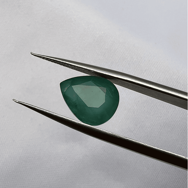 Esmeralda-4.55ct-11.7x9.7mm 