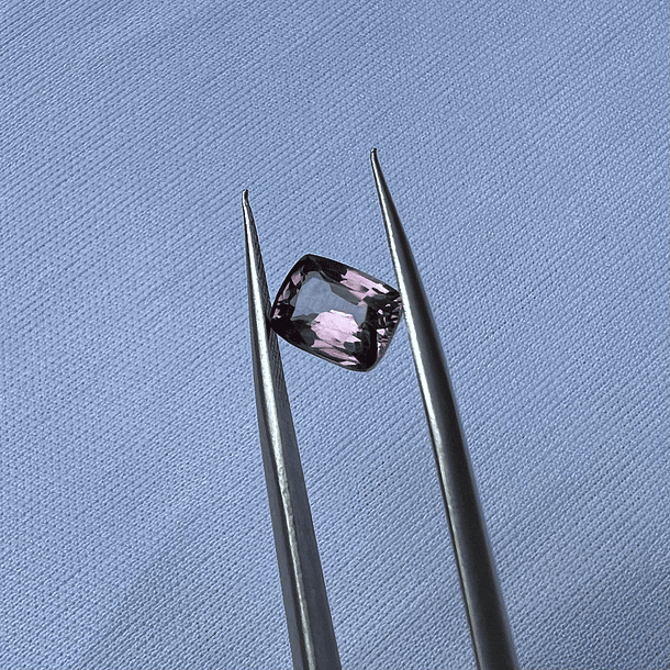 Espinela-1.95ct-8.3x6.4mm 