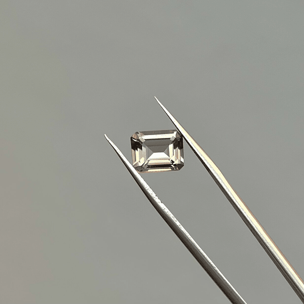 Cuarzo Ahumado-2.95ct-9.8x8mm 