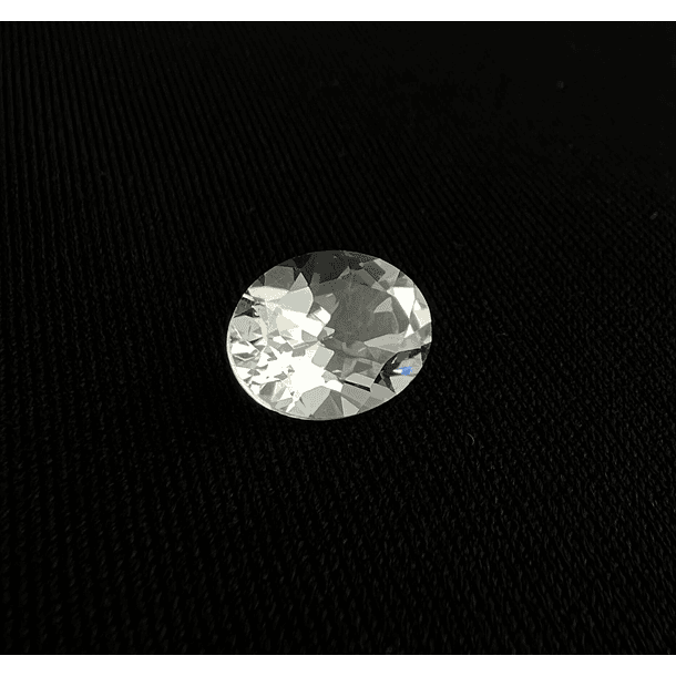 Topacio Blanco-3.20ct-9.9x8mm 