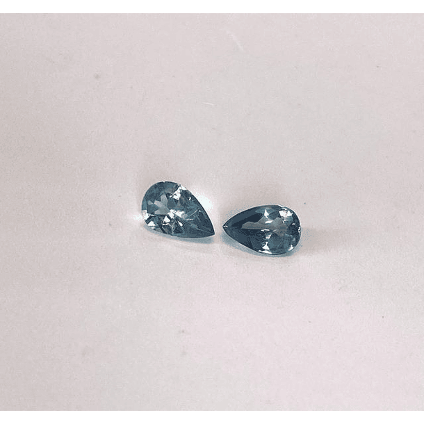 Par de Alexandrita-0.65ct-5.8x3.7x2mm 