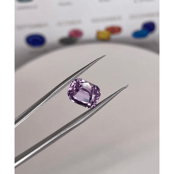 Cuarzo Lavanda- 2.70ct-8.9x7.1mm 