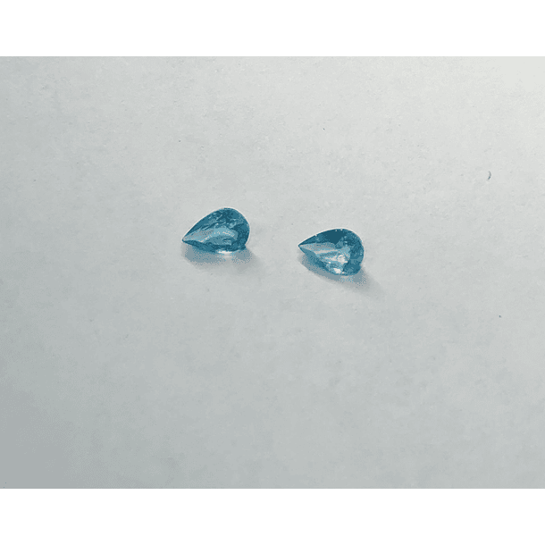 Par de apátitos paraiba-0.40ct-5.9x4.1 mm 
