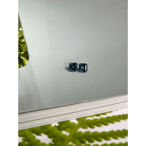 Par de topacios london blue corte assher 4x4mm/0.45ct/ AAA 