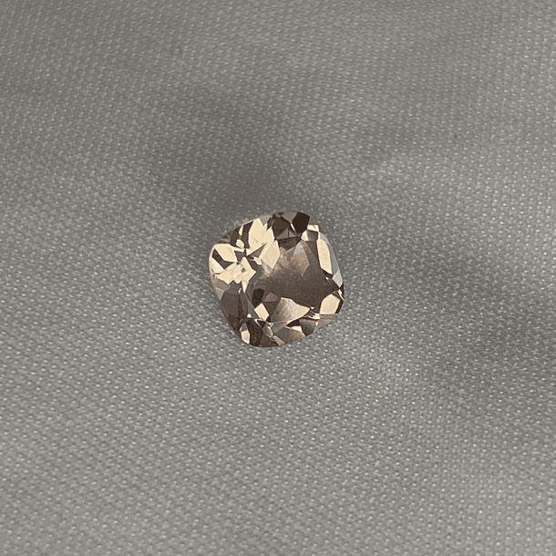 Ametrino-2.90ct-8.8x8.9mm 