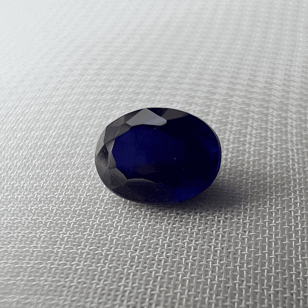 Zafiro-0.70ct-5.8x4.1mm 