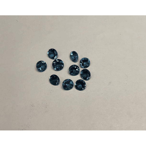 10 topacios London blue corte redondo de 3.9 mm 2.90ct  