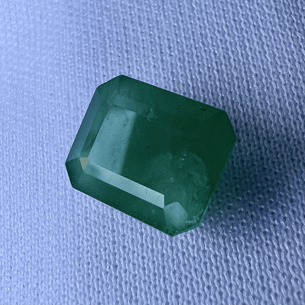 Esmeralda-3.65ct-10x8mm 
