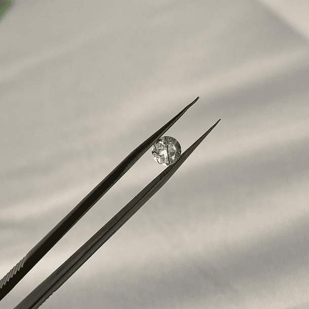 Cuarzo Rutilado-0.80ct-6.3mm 