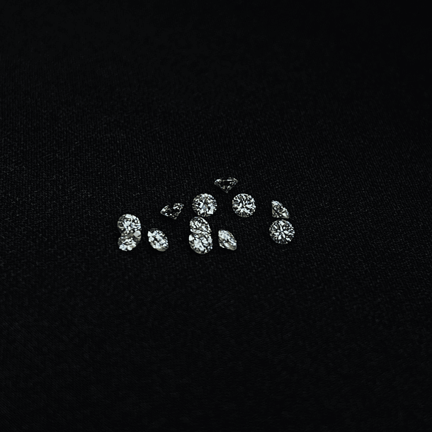 Par de Moissanitas-0.7ct-3mm 