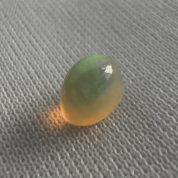 Ópalo-0.70ct-7x4.8x4mm 