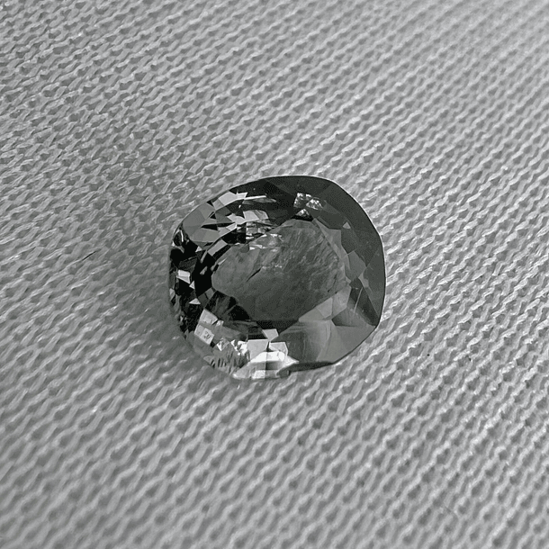 Espinela-1.00ct-6.8x6x3mm 