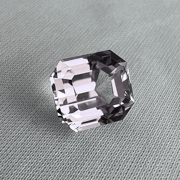 Kunzita Pastel-11.00ct-12.5x11mm 