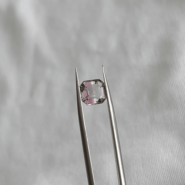 Ametrino-2.30ct-8.1x8.1x5.1mm 