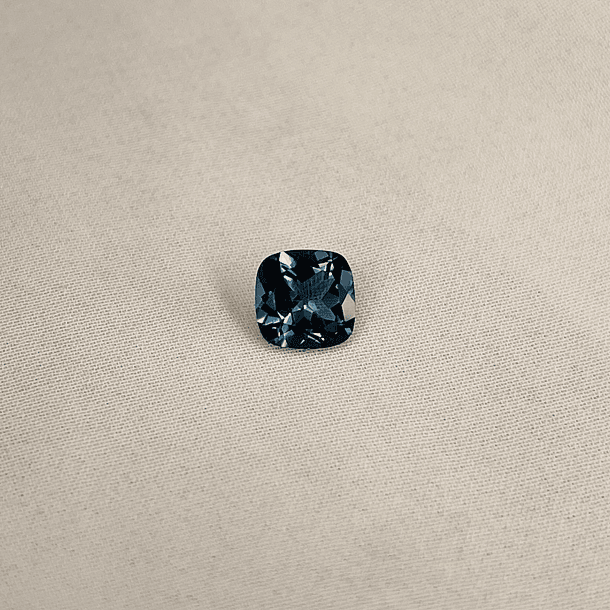 Par de Topacio London Blue-1.50ct-6.8x6.8mm 
