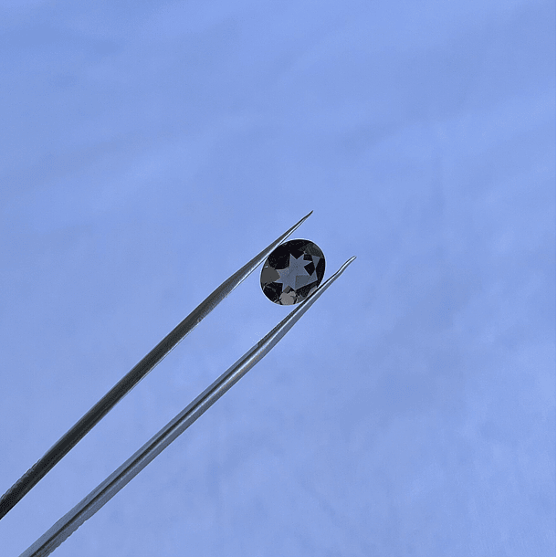 Cuarzo Ahumado-2.30ct-9.8x7.9mm 