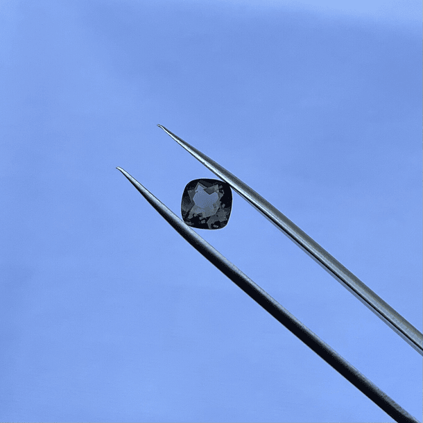 Cuarzo Ahumado-1.80ct-7.7x7.5mm 