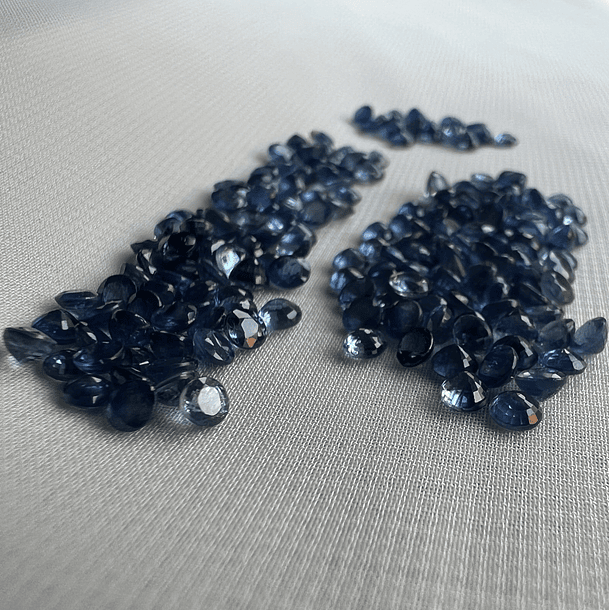 Lote media churumbela de Zafiro-3x3mm-0.06ct 